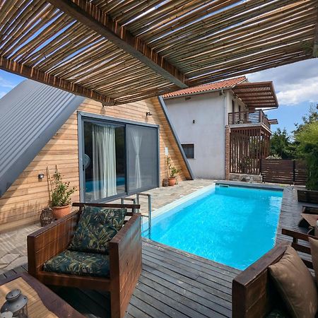 Unique Wooden Villa With Pool Olympiada Esterno foto